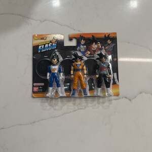 Bandai Dragon Ball Flash Series Super Saiyan Vegeta Action Figure